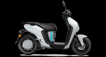 Yamaha NEO's - 1